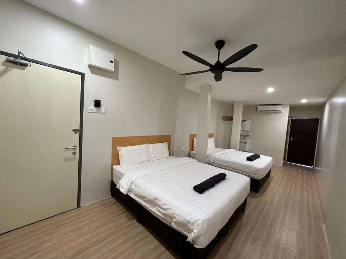 Homestay Suria Kuala Kangsar Exterior foto